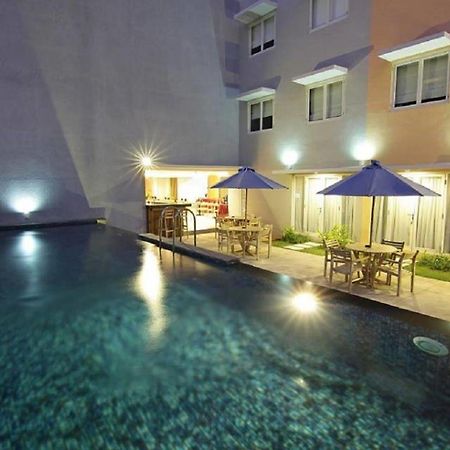 Santosa City Hotel Denpasar Eksteriør bilde